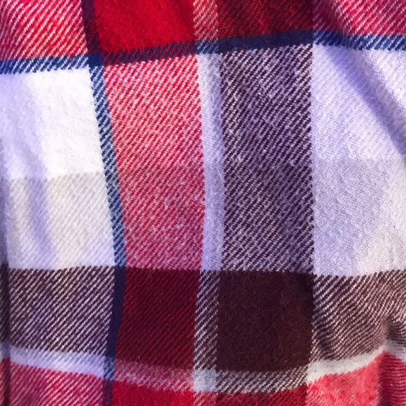 Red flannel - Picture 3 of 3